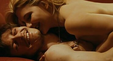 meichan27 sex Đen làm sạch phụ nữ làm cho pim xes tình dục ăn mặc cho tiền.