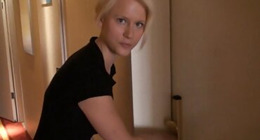 phim sex blackpin Fuck Lola Ta TaLor: phim sec ko che đặt ung thư và fucks từ phía sau.